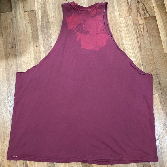 Thrashed Def Leppard Cut-Off Tank Top in Maroon Oversized Fit - Picture 2 of 5